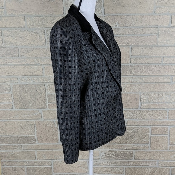 Stunning Escada Wool Blazer Velvet Collar Size 40 - Picture 3 of 8